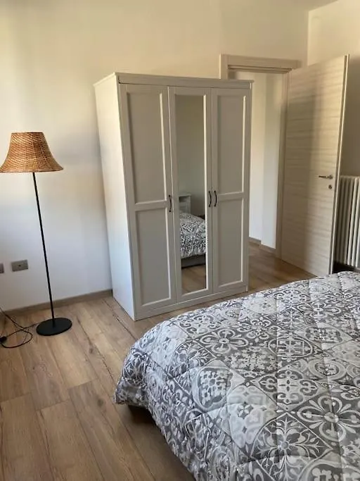 Apartment Ferienwohnung Casa Mirta Mandello del Lario Italien