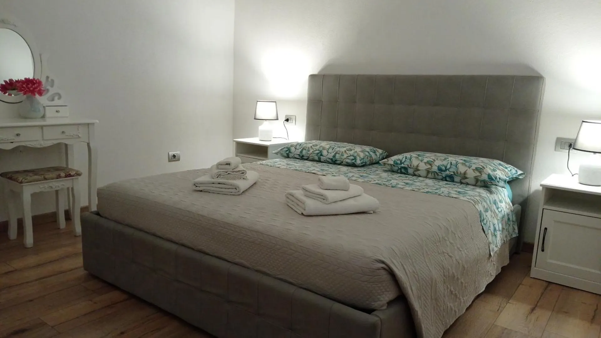 Apartment Ferienwohnung Casa Mirta Mandello del Lario
